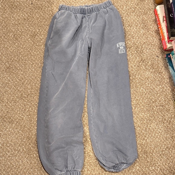Brandy Melville Pants - Brandy Melville Slate Gray Newport Beach Fleece Joggers
